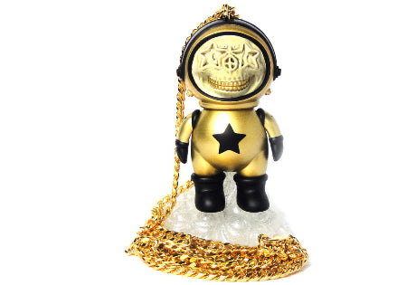 Dum English Gold Star Skull Astronaut chain